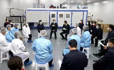 以党的二十大精神为引领 全力推进项目建设做优做强新材料产业技术研发